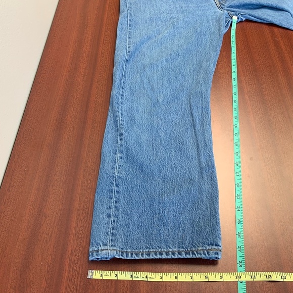Vintage 20-Year Old 501 Levi's High-Rise Mom Jeans - Picture 3 of 7